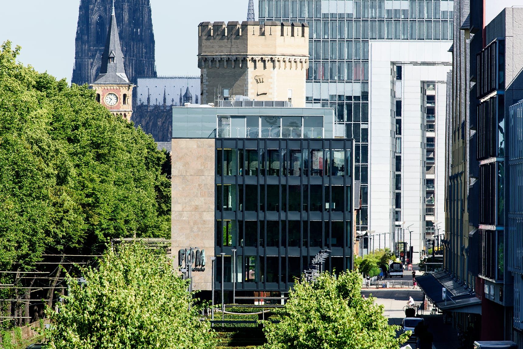 FOM Hochschule | Rheinauhafen Köln